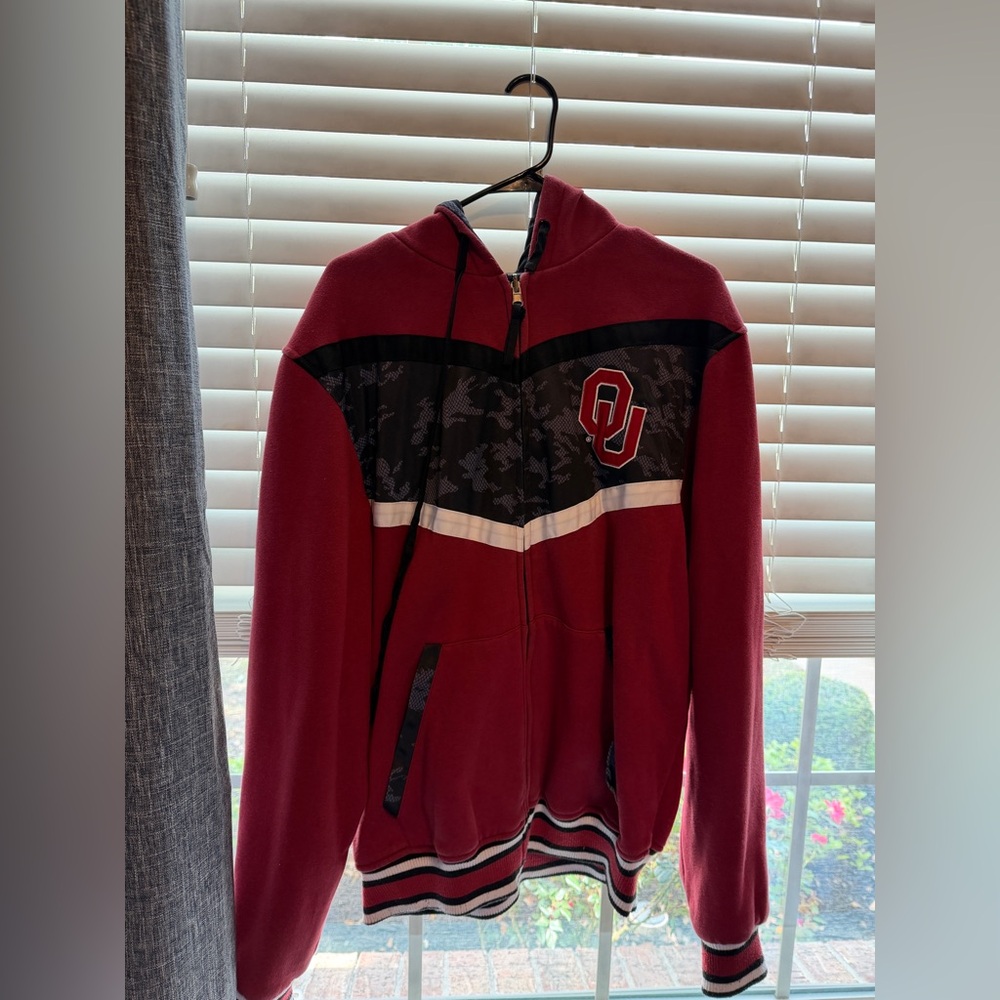 Oklahoma Sooners Men's Maroon Zip-Up Hoodie Sweater